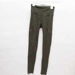 Athleta leggings — hunter green — zipper details